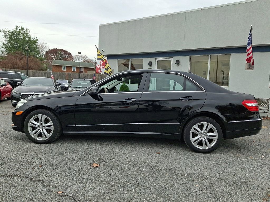 Used 2011 Mercedes-Benz E 350 4MATIC Sedan image 7