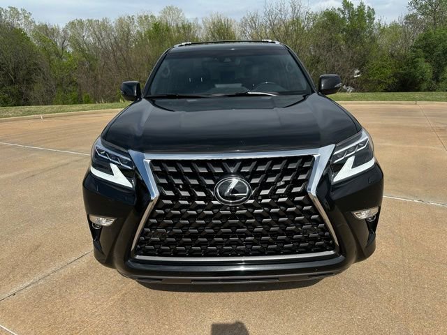 Used 2023 Lexus GX 460 Luxury w/ Accessory Package AWD/4WD image 8