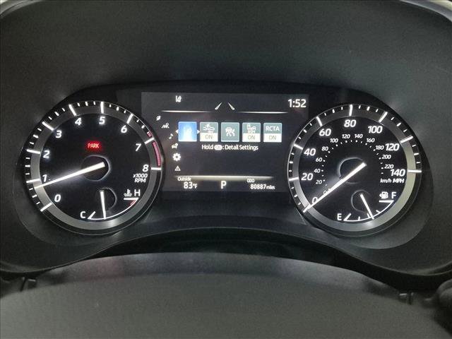 Used 2021 Toyota Highlander XLE AWD/4WD image 11