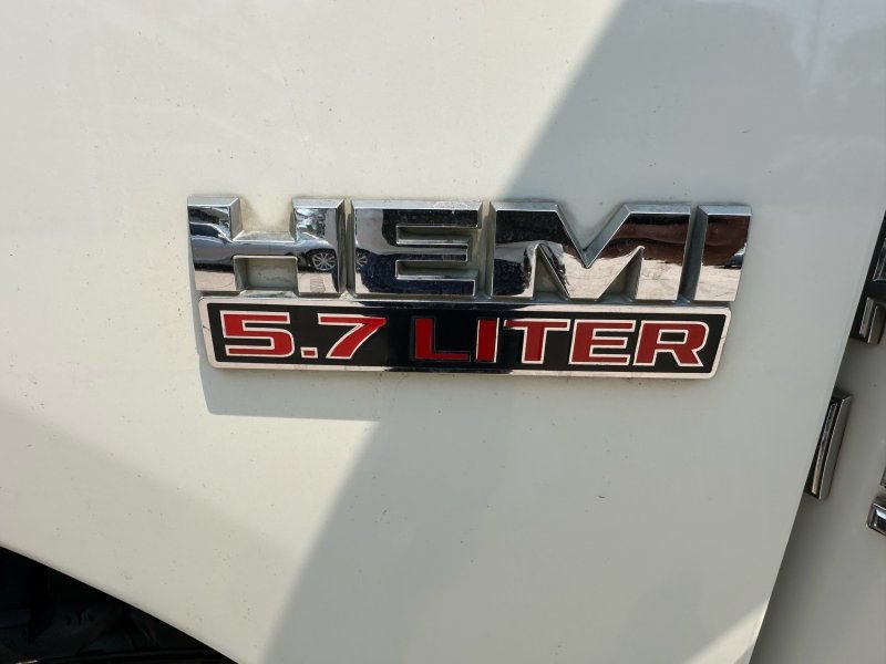 Used 2016 RAM 1500 SLT RWD image 11