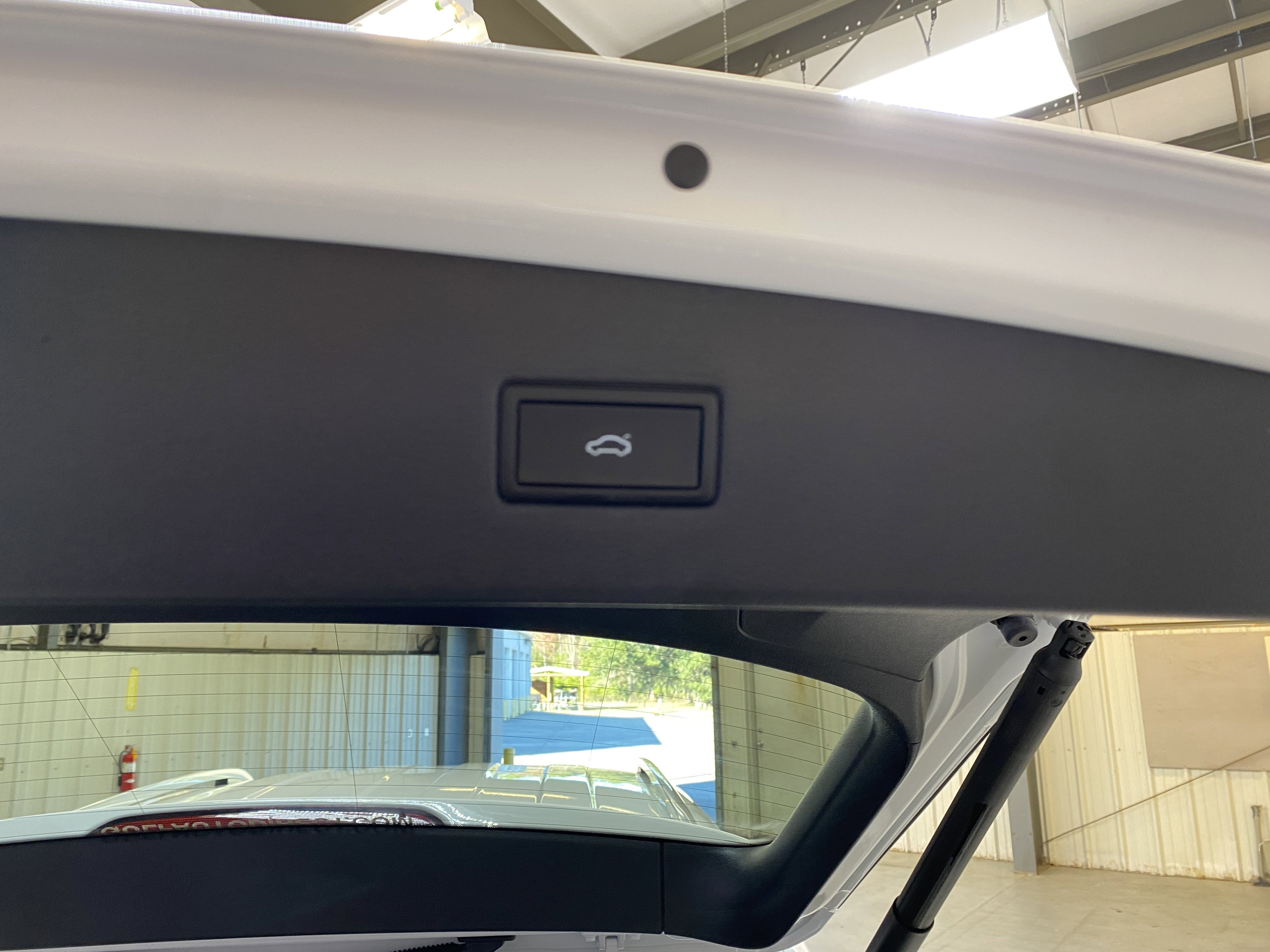 Used 2024 Volkswagen Tiguan SE image 29