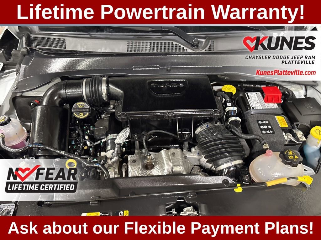 Used 2025 Jeep Compass Limited image 29