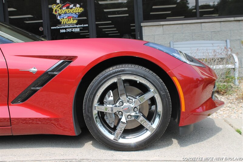 Used 2015 Chevrolet Corvette Stingray Convertible w/ 2LT Preferred Equipment Group RWD image 25