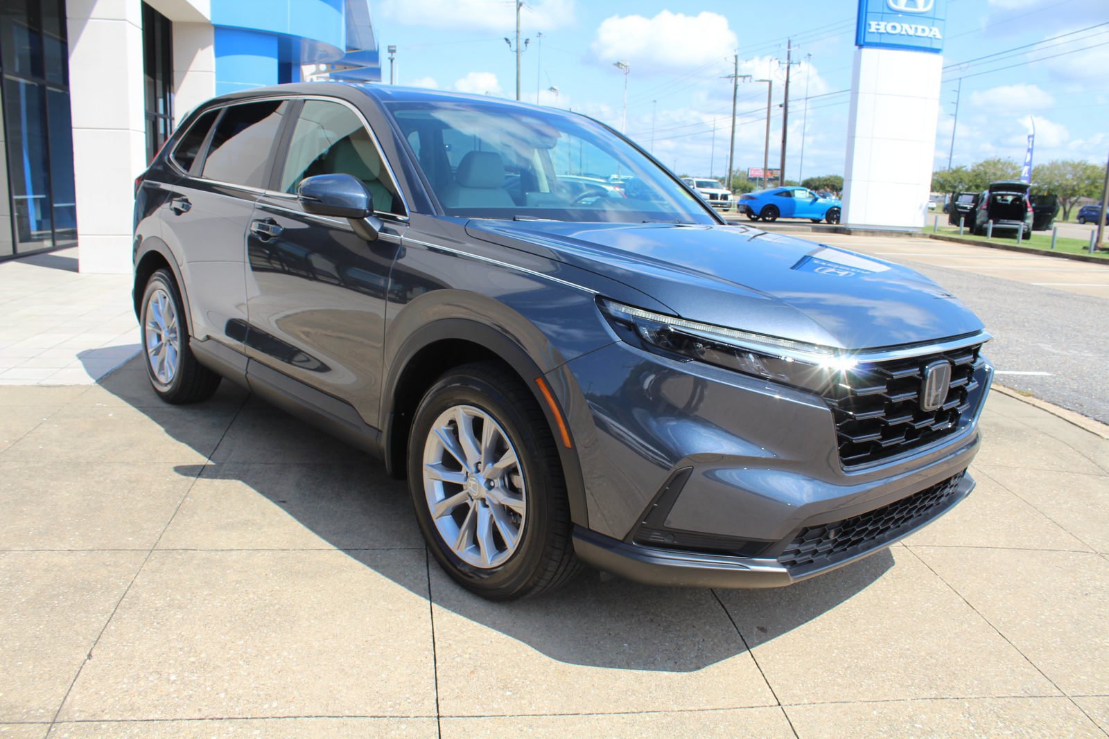 Used 2025 Honda CR-V EX-L image 1