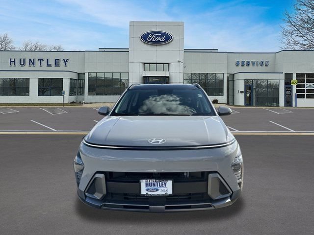 Used 2024 Hyundai Kona Limited AWD/4WD image 3