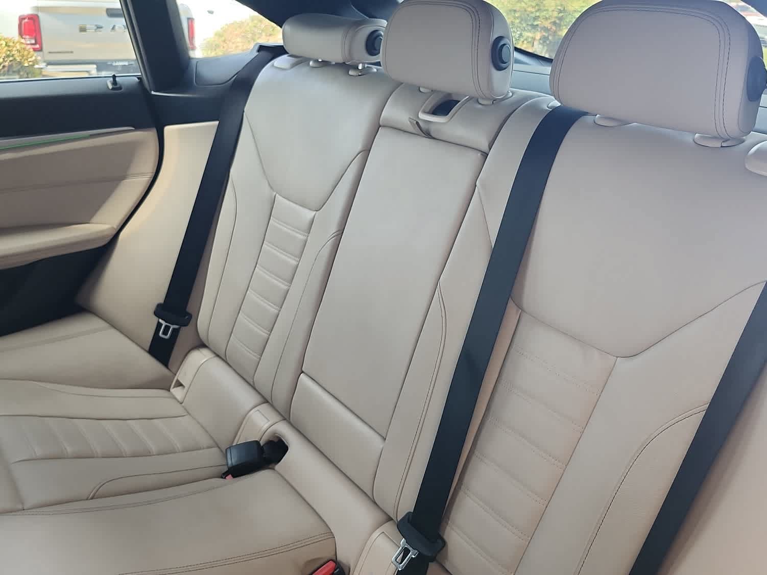 Used 2023 BMW i4 eDrive40 w/ Premium Package RWD image 22