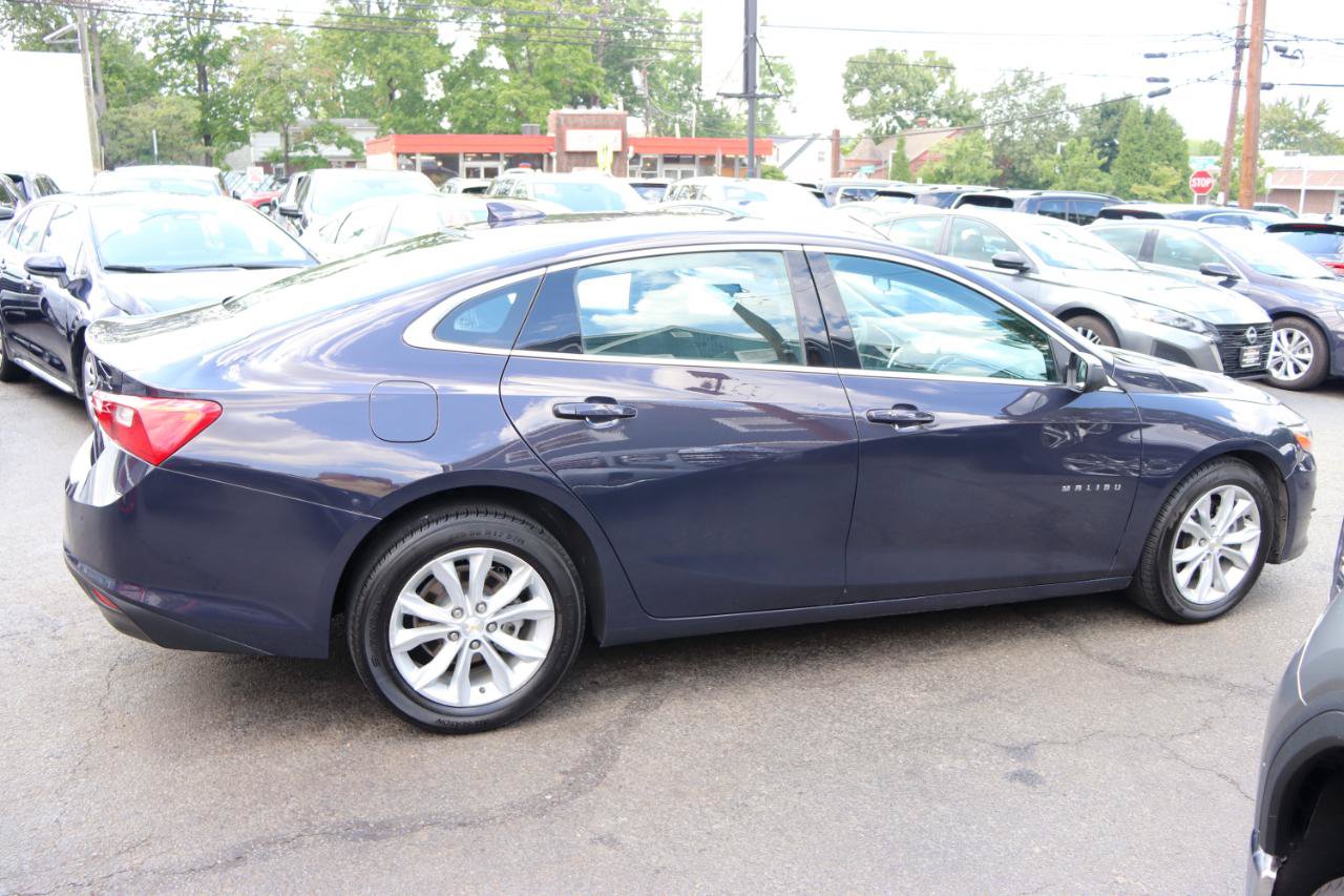 Used 2025 Chevrolet Malibu LT FWD image 6