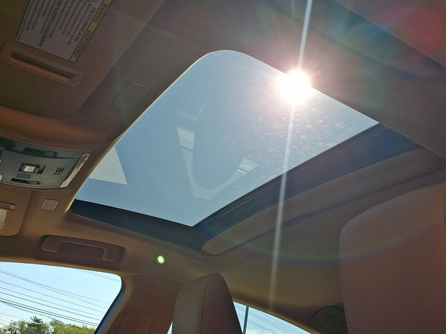 Certified 2025 Lexus ES 300h w/ Technology Package FWD image 15