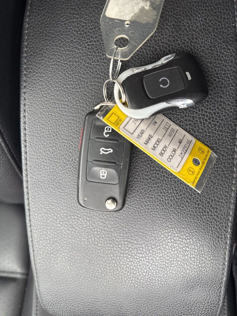 Used 2018 Volkswagen Jetta SE image 33