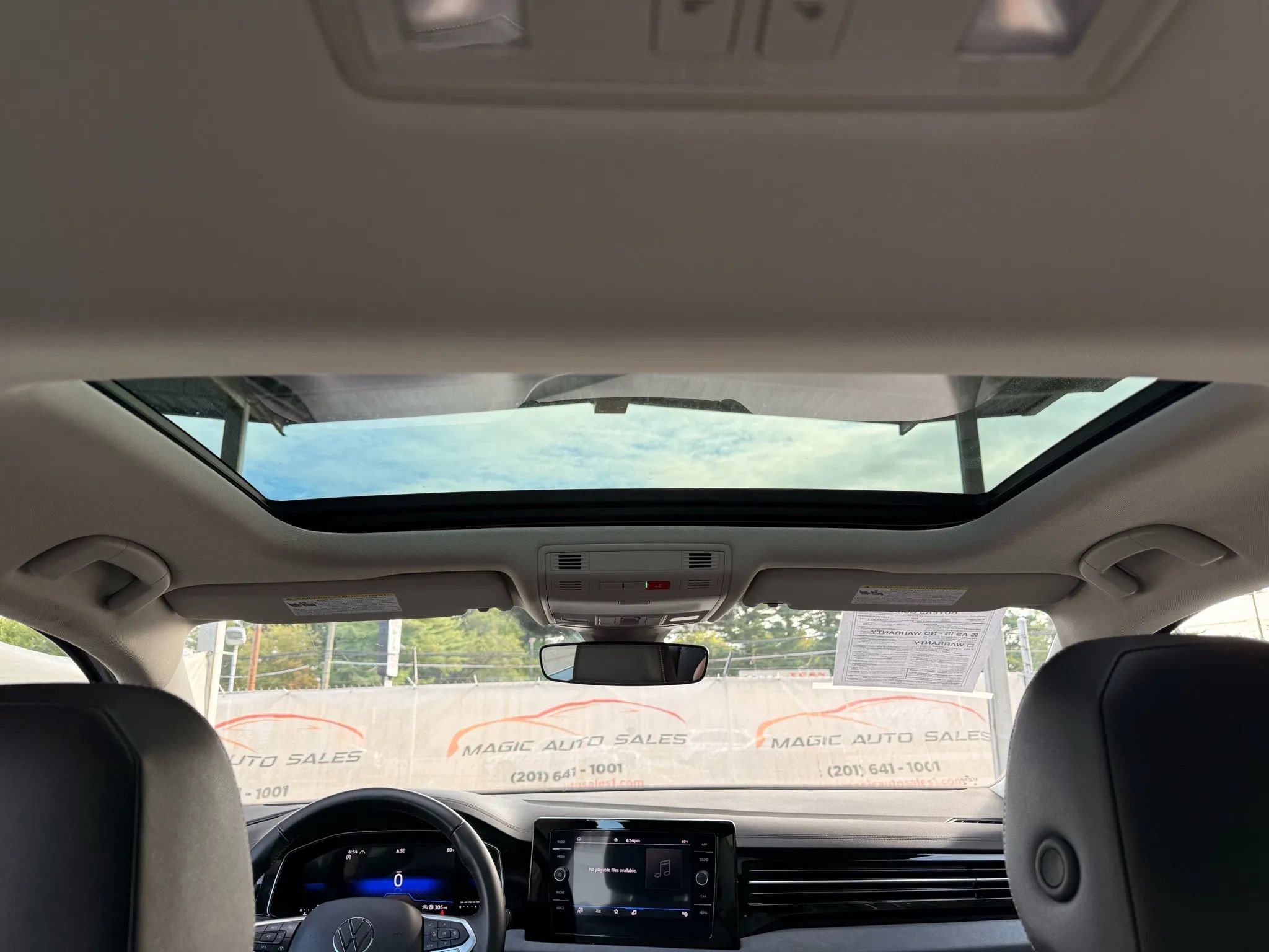 Used 2025 Volkswagen Jetta SE image 87