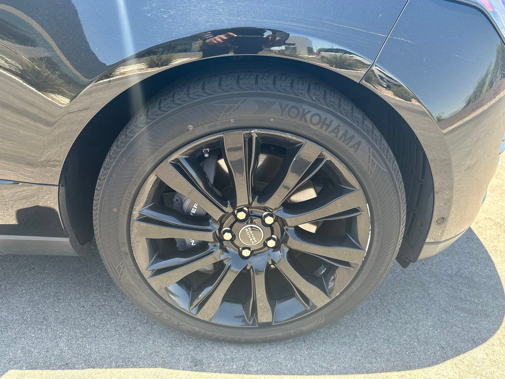 Used 2018 Land Rover Range Rover HSE AWD/4WD image 9