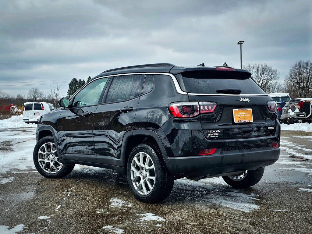Used 2024 Jeep Compass Latitude image 5