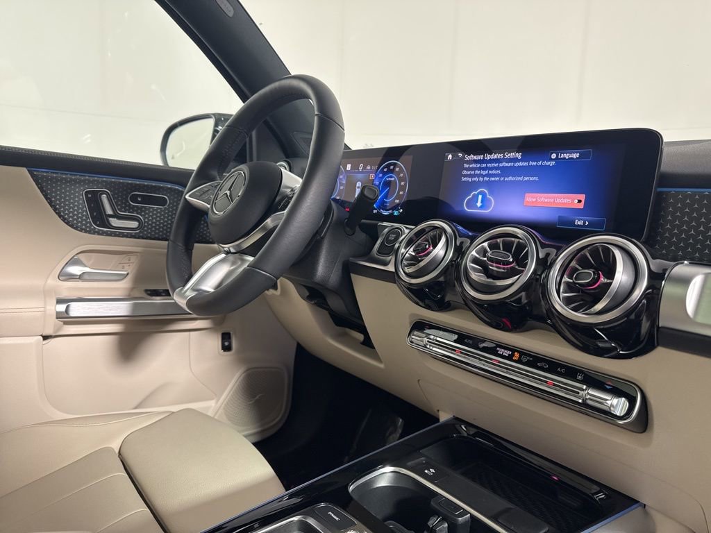 Used 2025 Mercedes-Benz EQB 300 4MATIC w/ Driver Assistance Package image 9