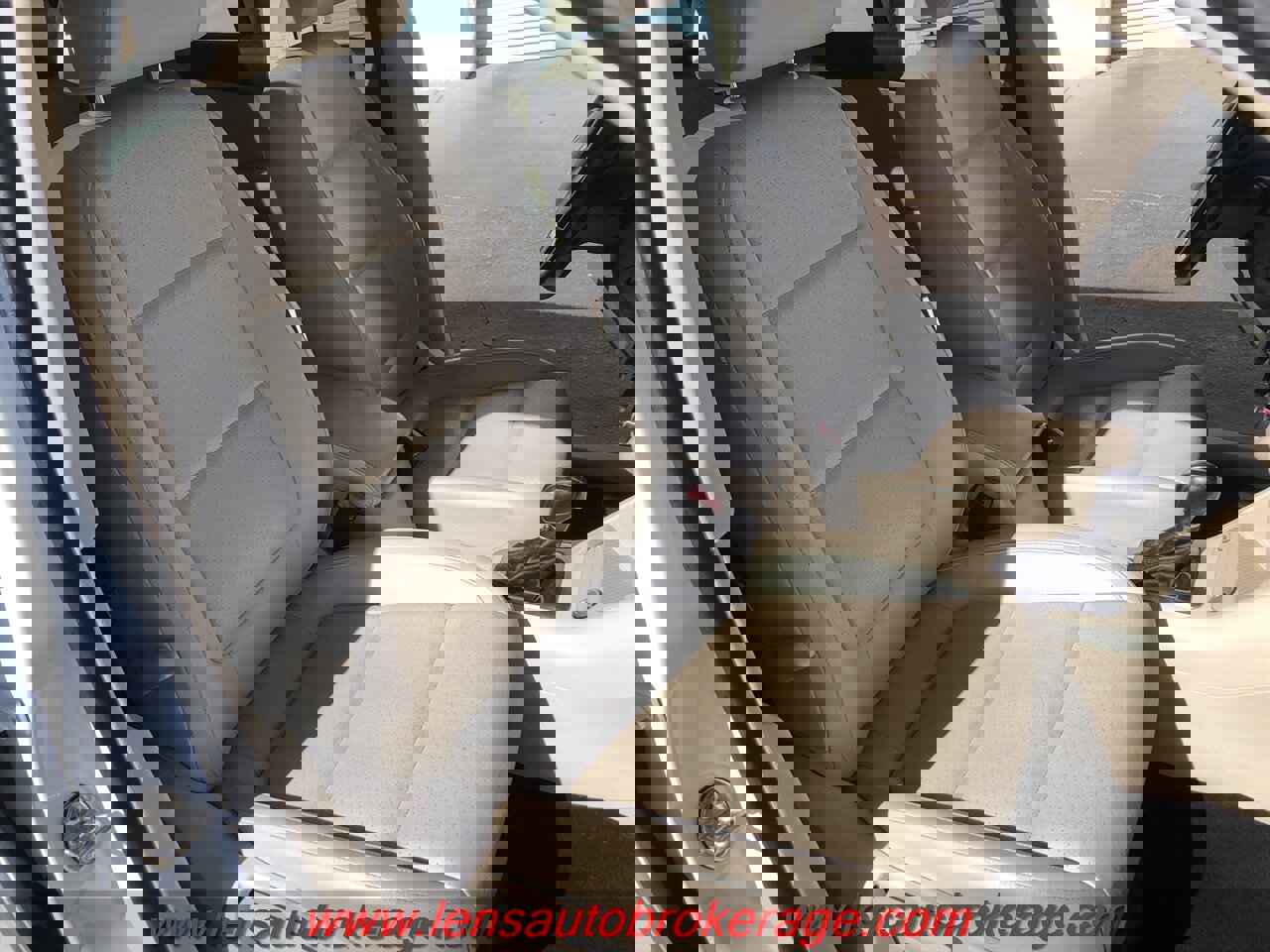 Used 2016 Volkswagen Tiguan SE image 21