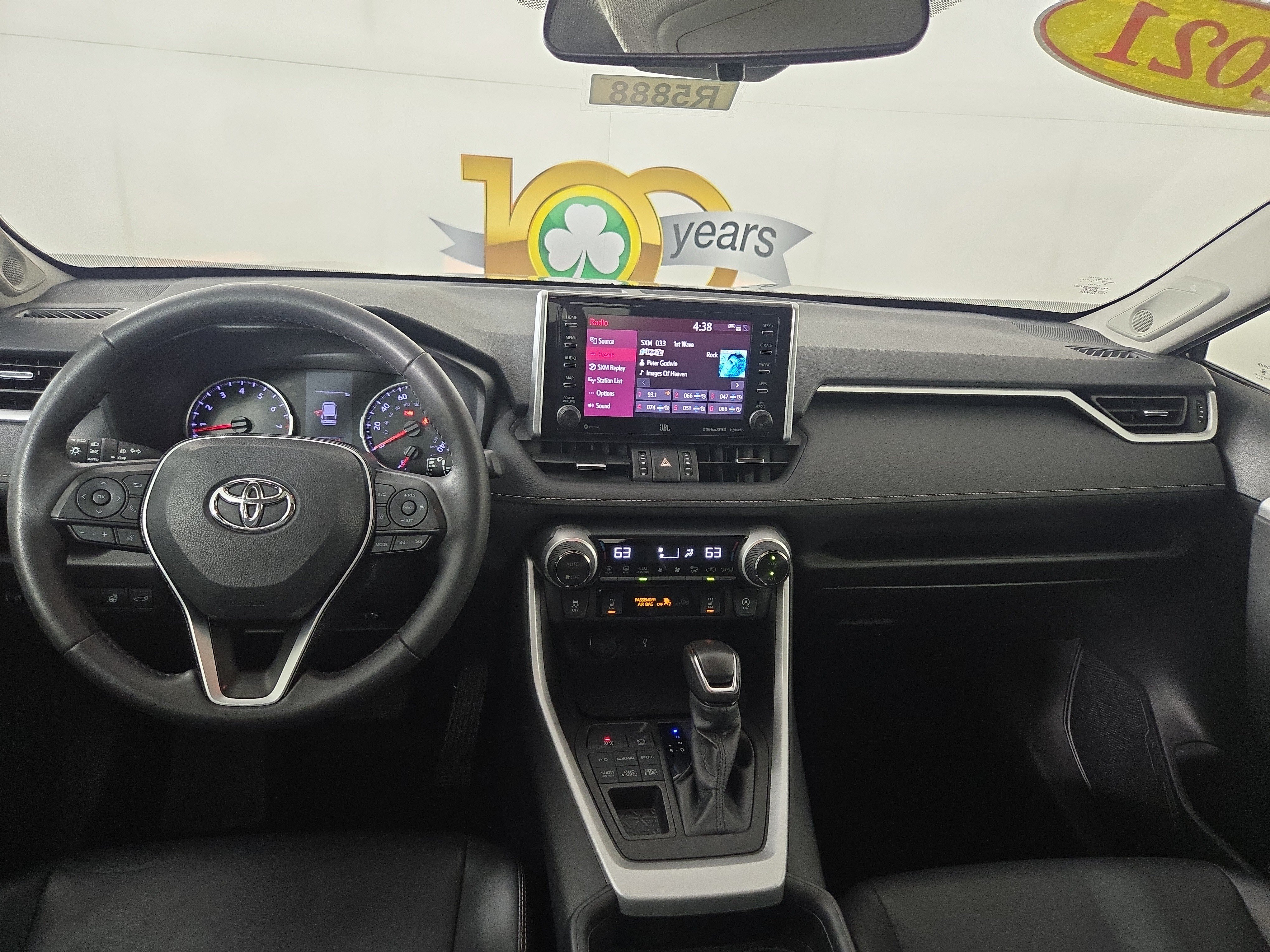 Used 2021 Toyota RAV4 XLE Premium AWD/4WD image 13