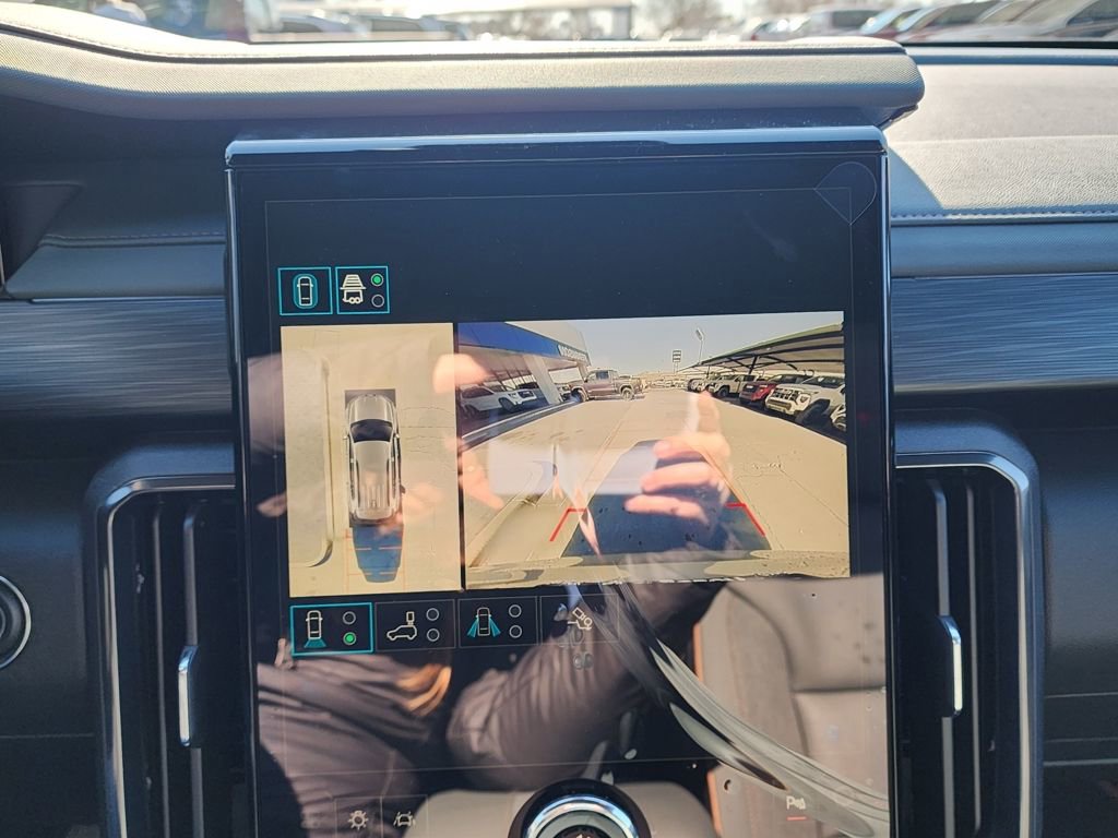 New 2026 GMC Acadia AT4 w/ Super Cruise Package image 31