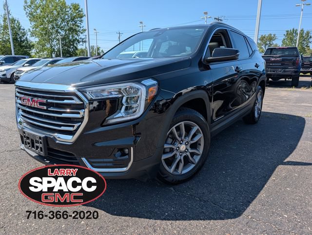 Used 2022 GMC Terrain SLT AWD/4WD image 1