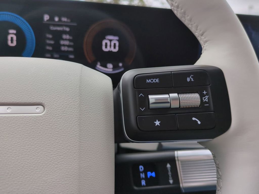 New 2026 Hyundai Santa Fe SE image 31