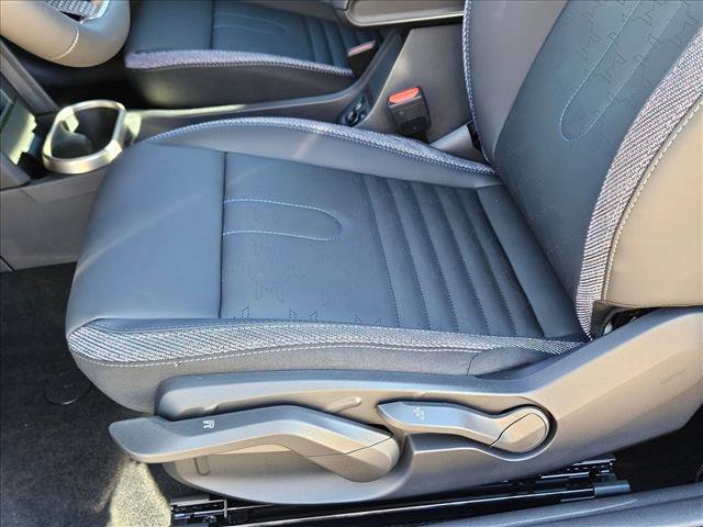 Used 2026 MINI Cooper 2-Door Hardtop image 4