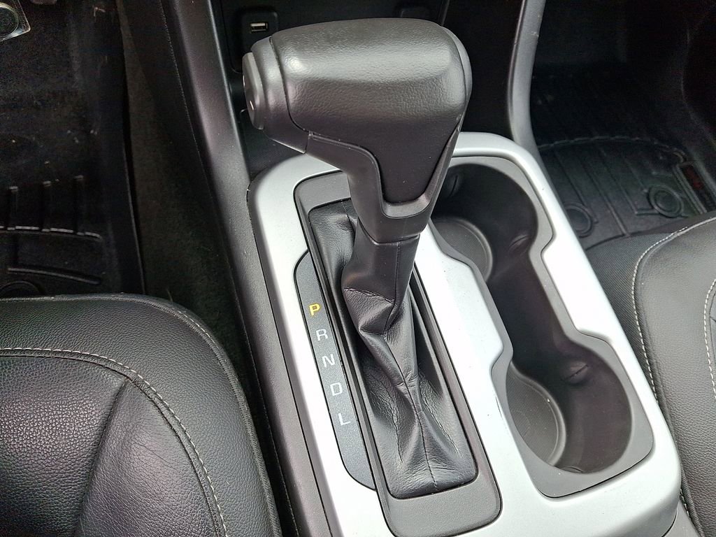 Used 2018 Chevrolet Colorado ZR2 AWD/4WD image 14