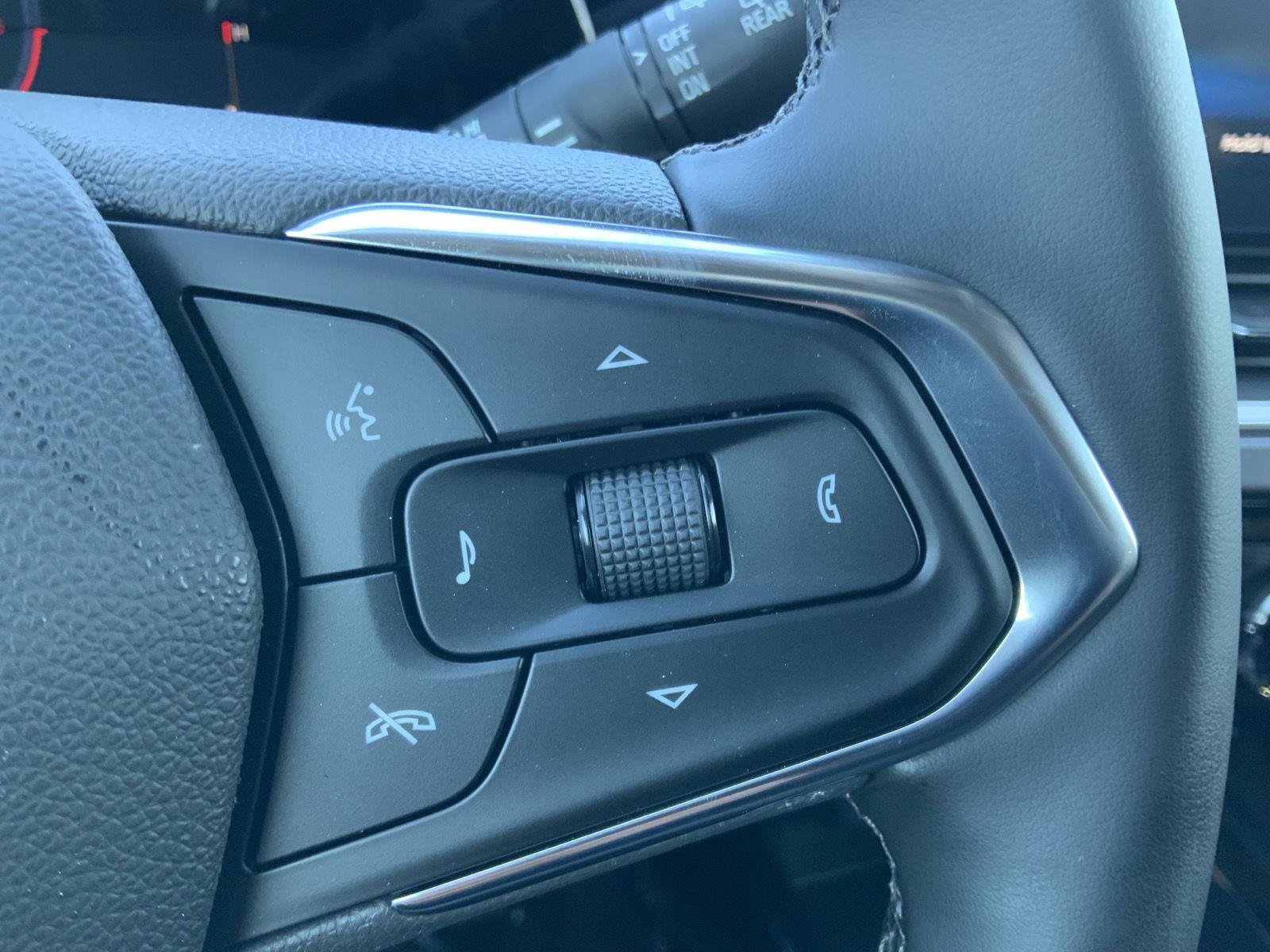 New 2026 Chevrolet Trax ACTIV FWD image 18