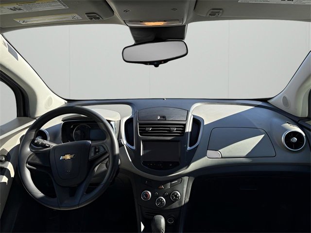Used 2016 Chevrolet Trax LS image 16