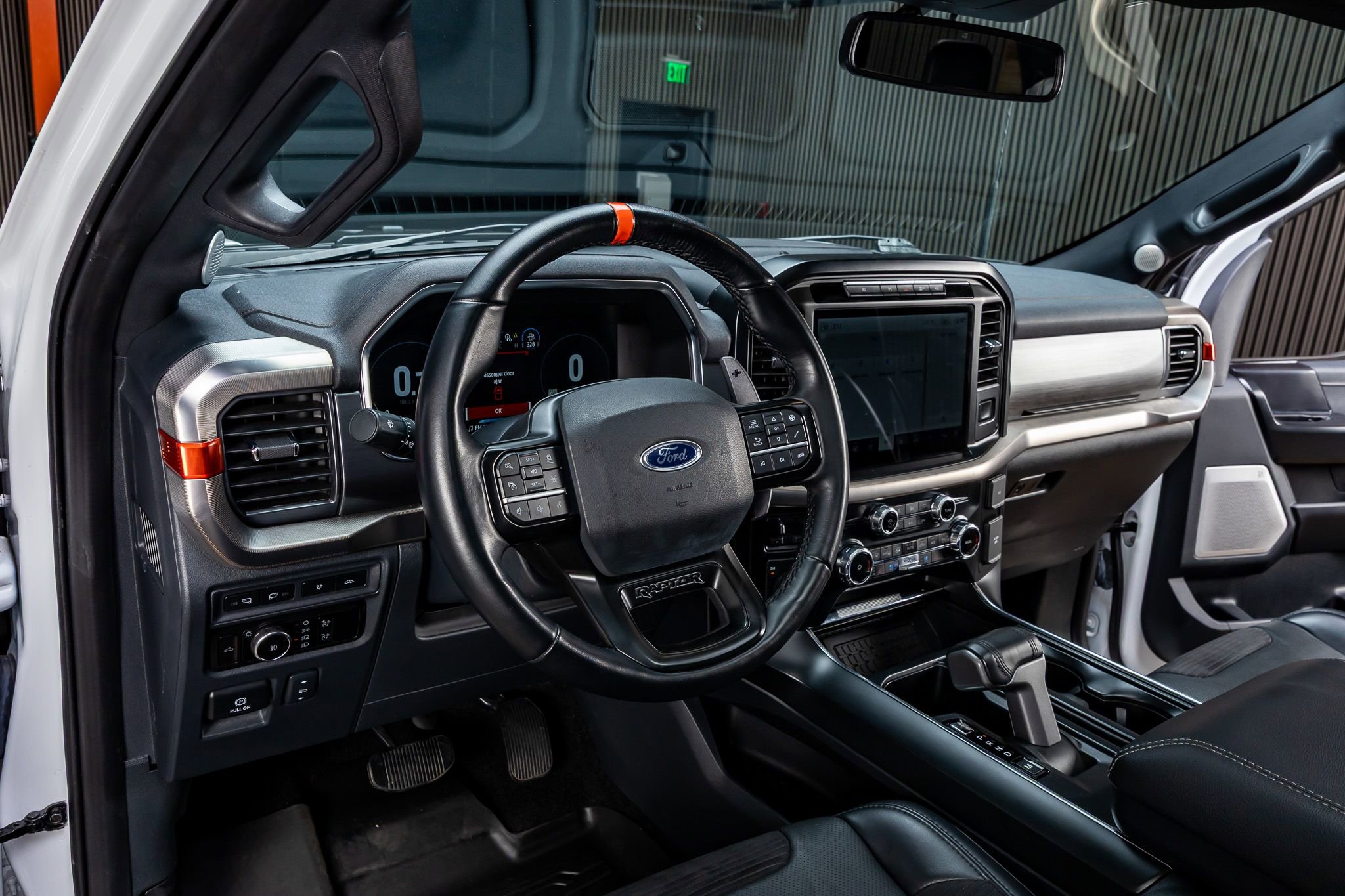 Used 2023 Ford F150 Raptor AWD/4WD image 17