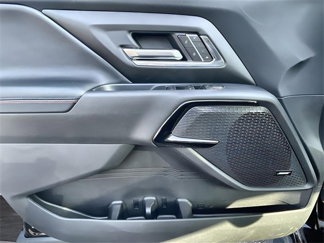 New 2025 Chevrolet Silverado EV RST image 23