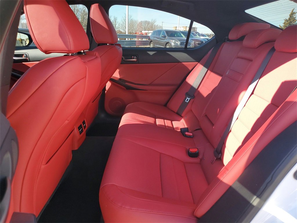Used 2023 Lexus IS 500 image 29