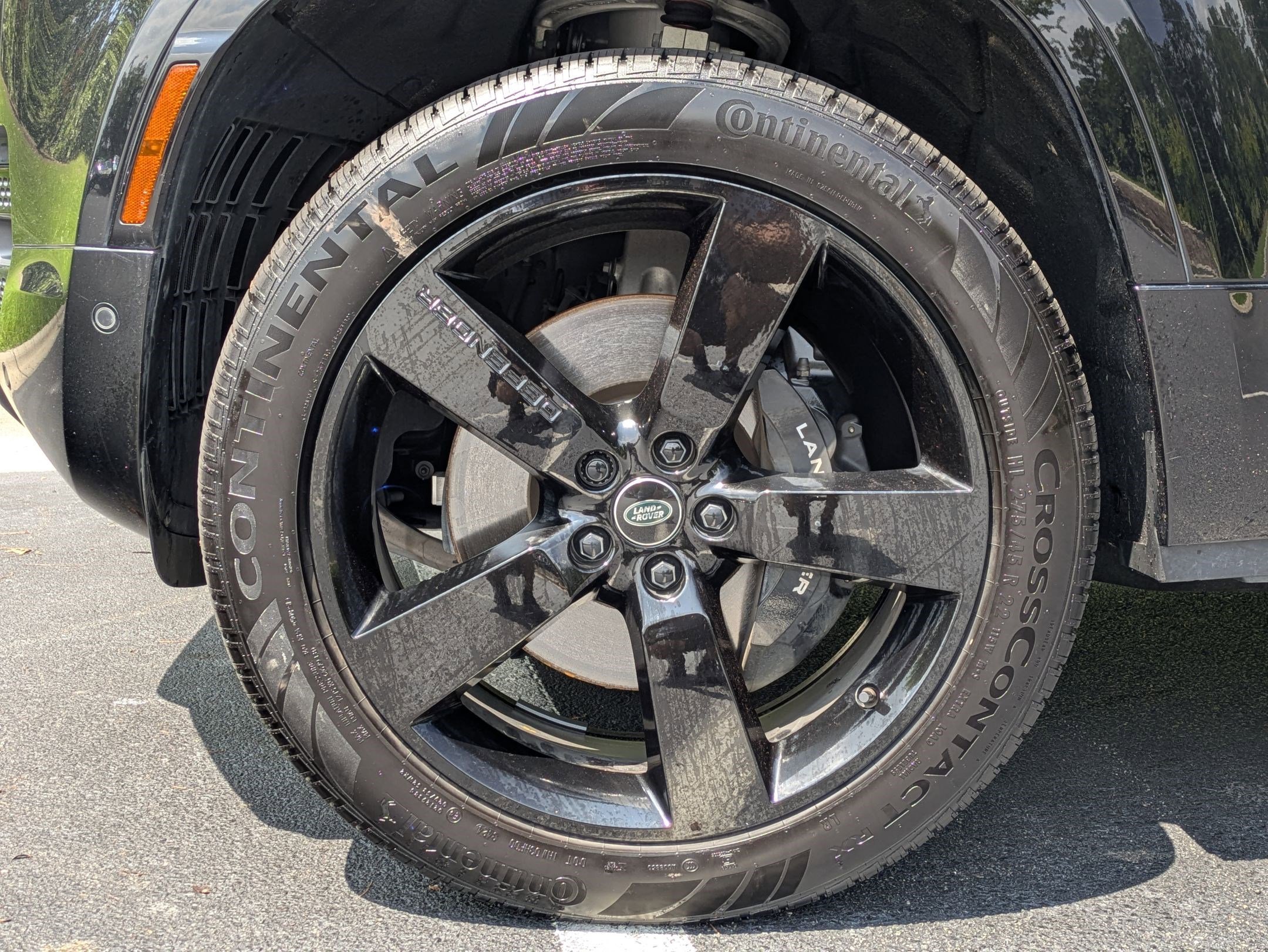 Used 2023 Land Rover Defender 110 V8 image 38