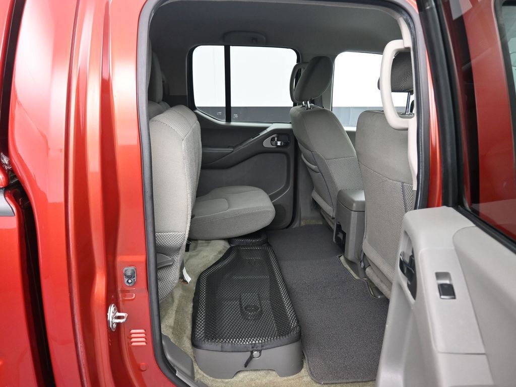 Used 2017 Nissan Frontier SV AWD/4WD image 31