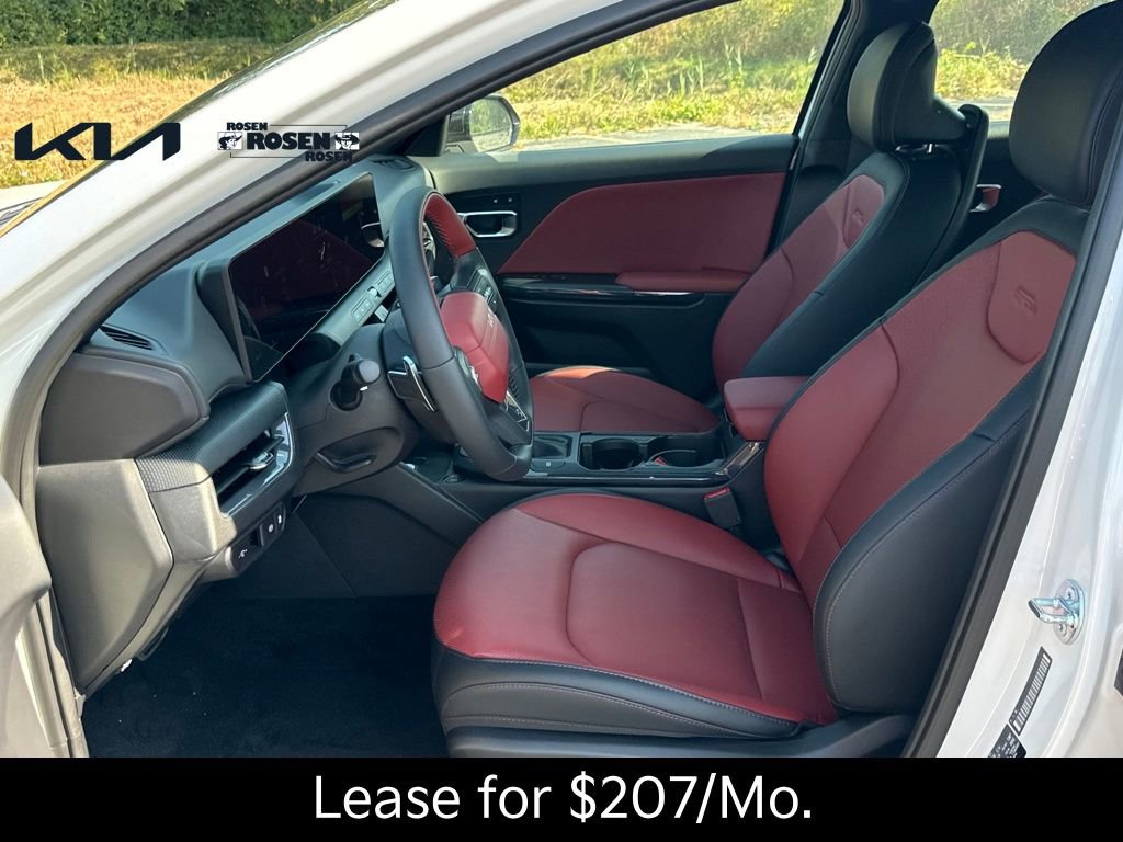 New 2025 Kia K4 GT-Line w/ GT-Line Premium Package FWD image 9
