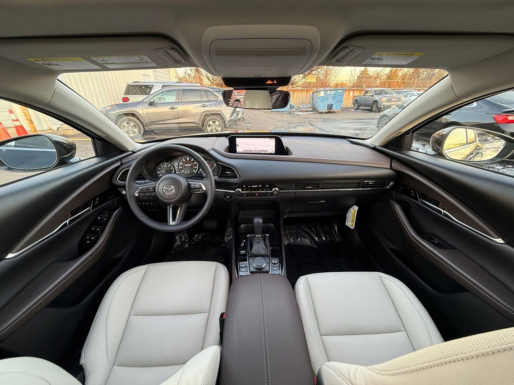 Used 2025 MAZDA CX-30 AWD 2.5 S w/ Premium Package image 22