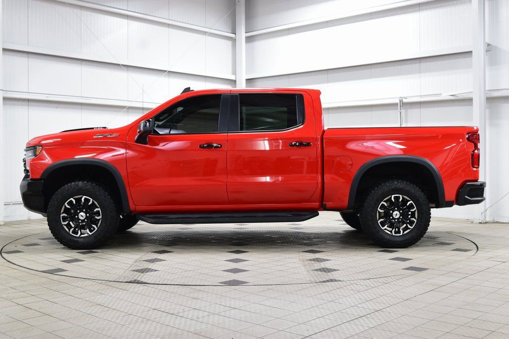Used 2024 Chevrolet Silverado 1500 ZR2 w/ Technology Package image 4