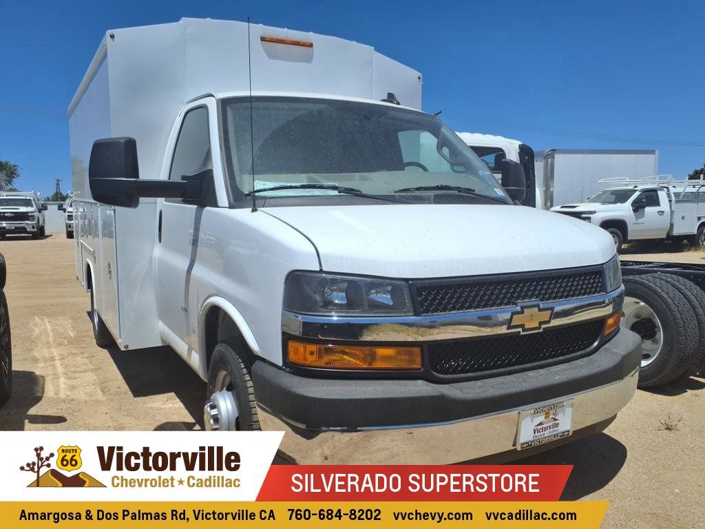 New 2024 Chevrolet Express 3500 w/ Power Convenience Package