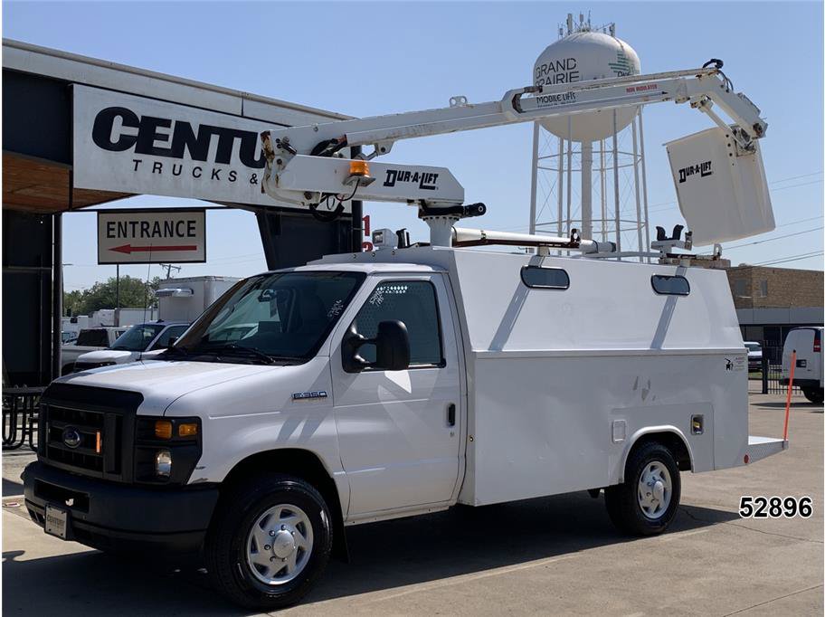 Used 2017 Ford E-350 and Econoline 350 Super Duty w/ Power Windows & Locks Group