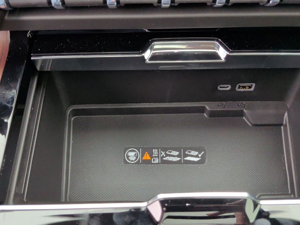 New 2026 GMC Yukon XL Denali w/ Sun & Power Step Package image 30