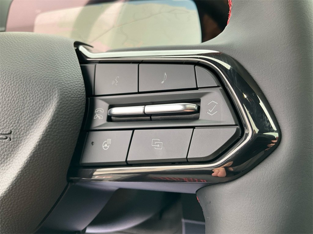 New 2026 Chevrolet Traverse RS w/ LPO, Floor Liner Package image 37