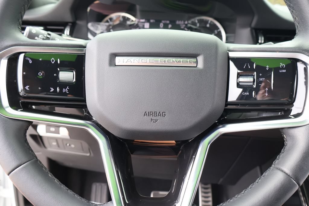 Used 2023 Land Rover Range Rover Evoque R-Dynamic SE AWD/4WD image 18
