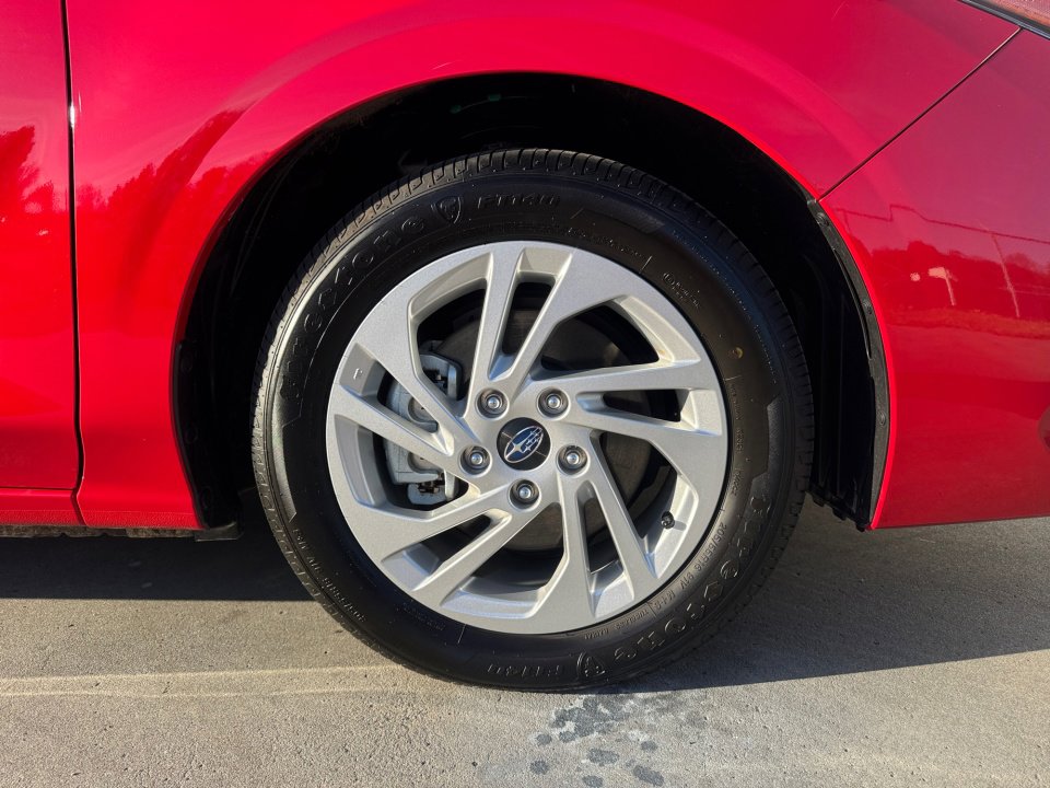 Certified 2025 Subaru Impreza 2.0i image 29