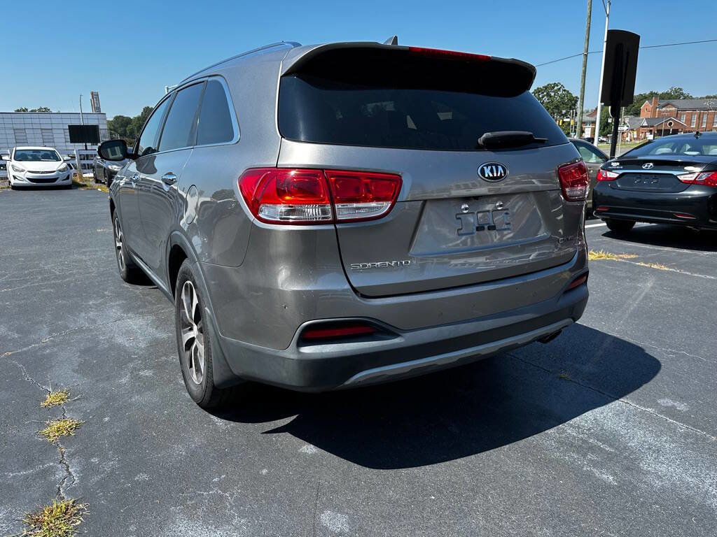 Used 2017 Kia Sorento EX w/ EX Advanced Touring Package image 5