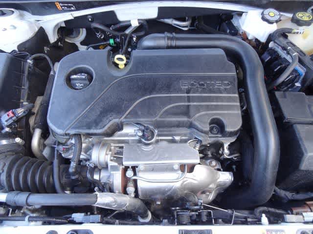 Used 2024 Chevrolet Malibu LT image 33