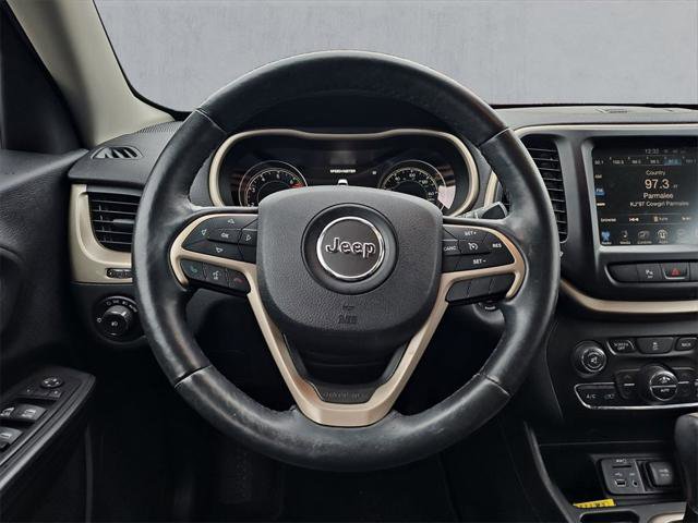 Certified 2016 Jeep Cherokee High Altitude image 12