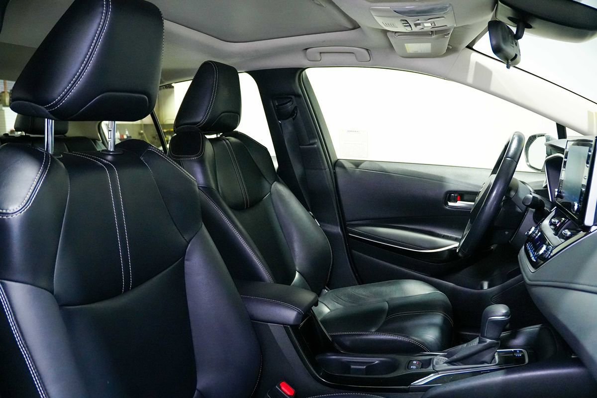 Used 2022 Toyota Corolla XLE FWD image 26