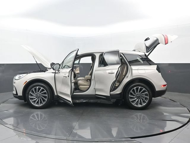 Used 2024 Lincoln Corsair Reserve FWD image 31