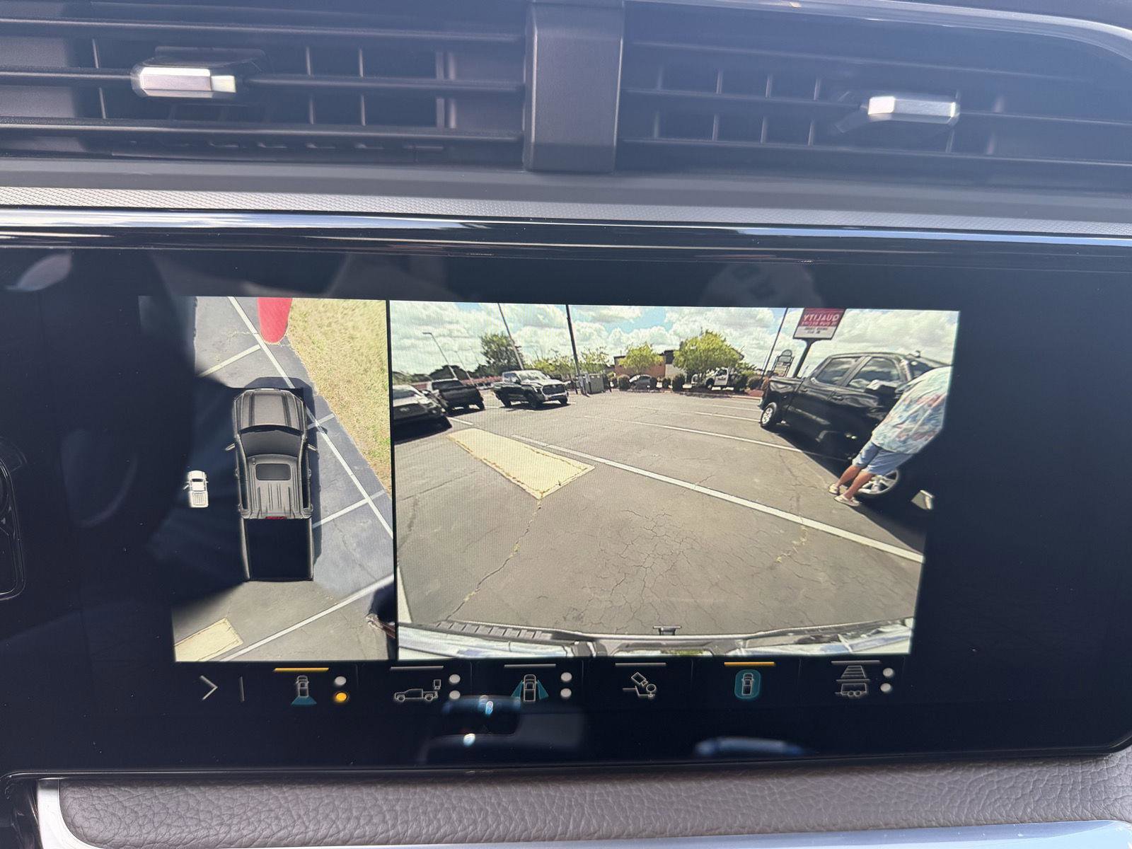 Used 2023 GMC Sierra 1500 Denali w/ Denali Reserve Package AWD/4WD image 34