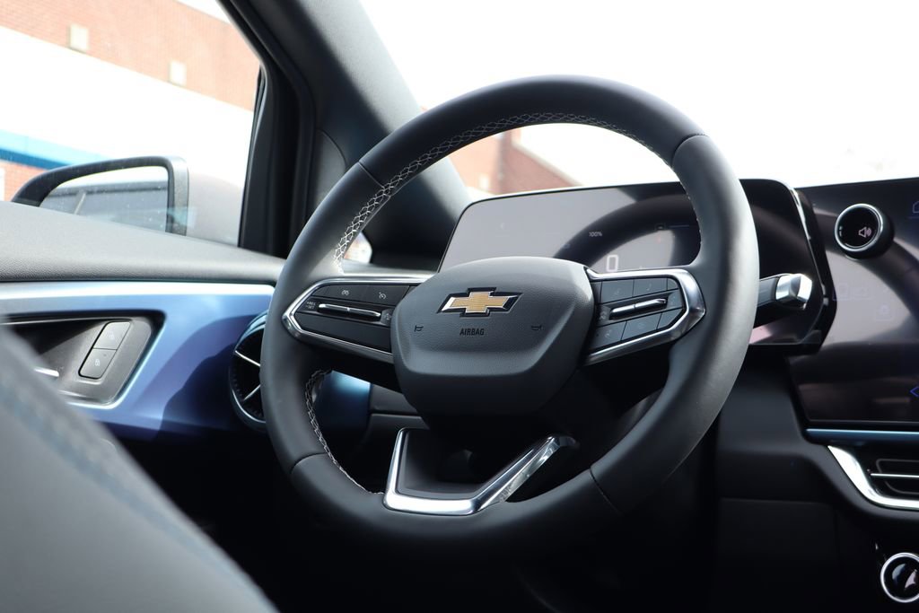 New 2026 Chevrolet Equinox EV LT image 42
