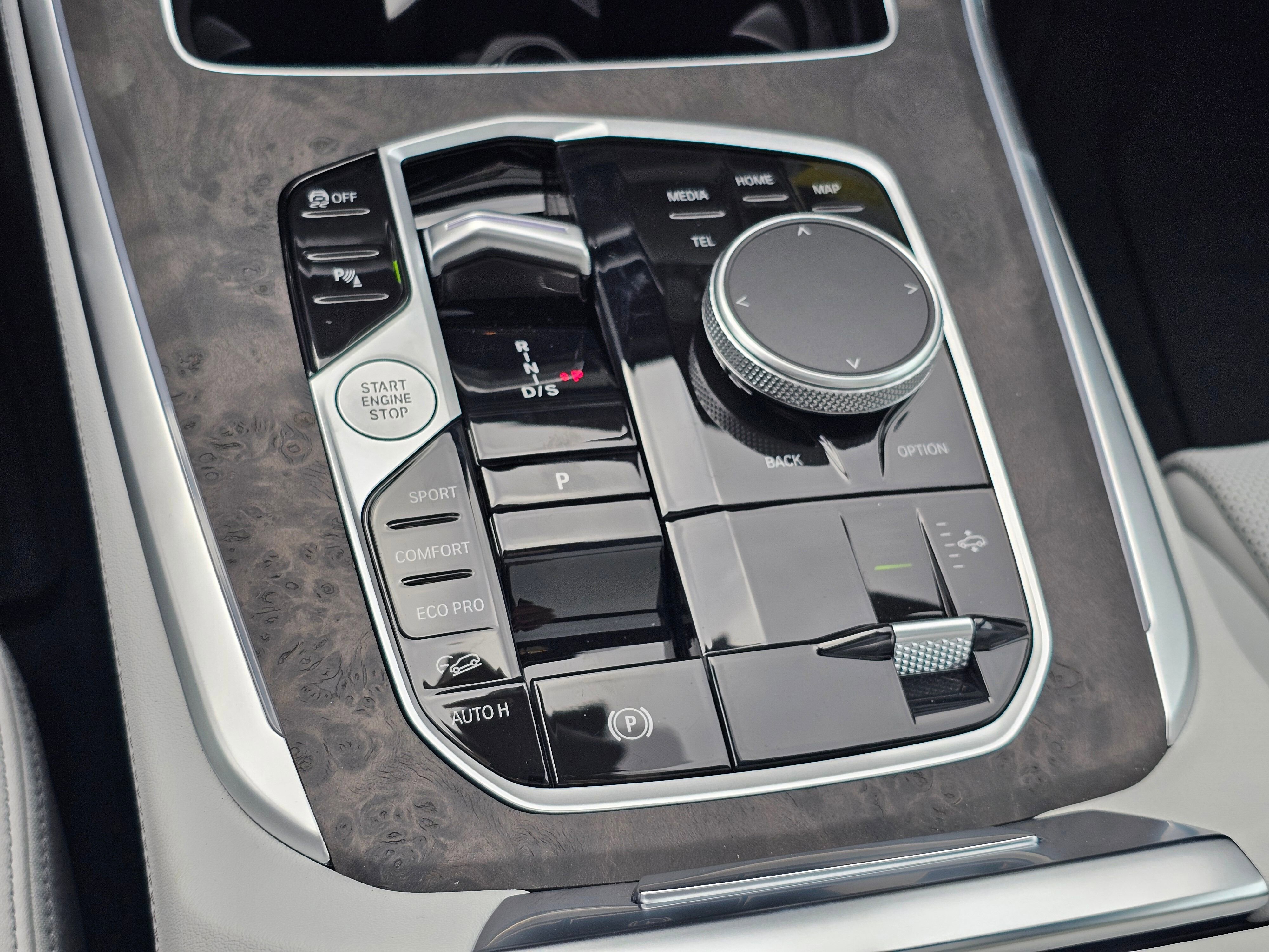 New 2026 BMW X5 xDrive40i w/ M Sport Package image 22