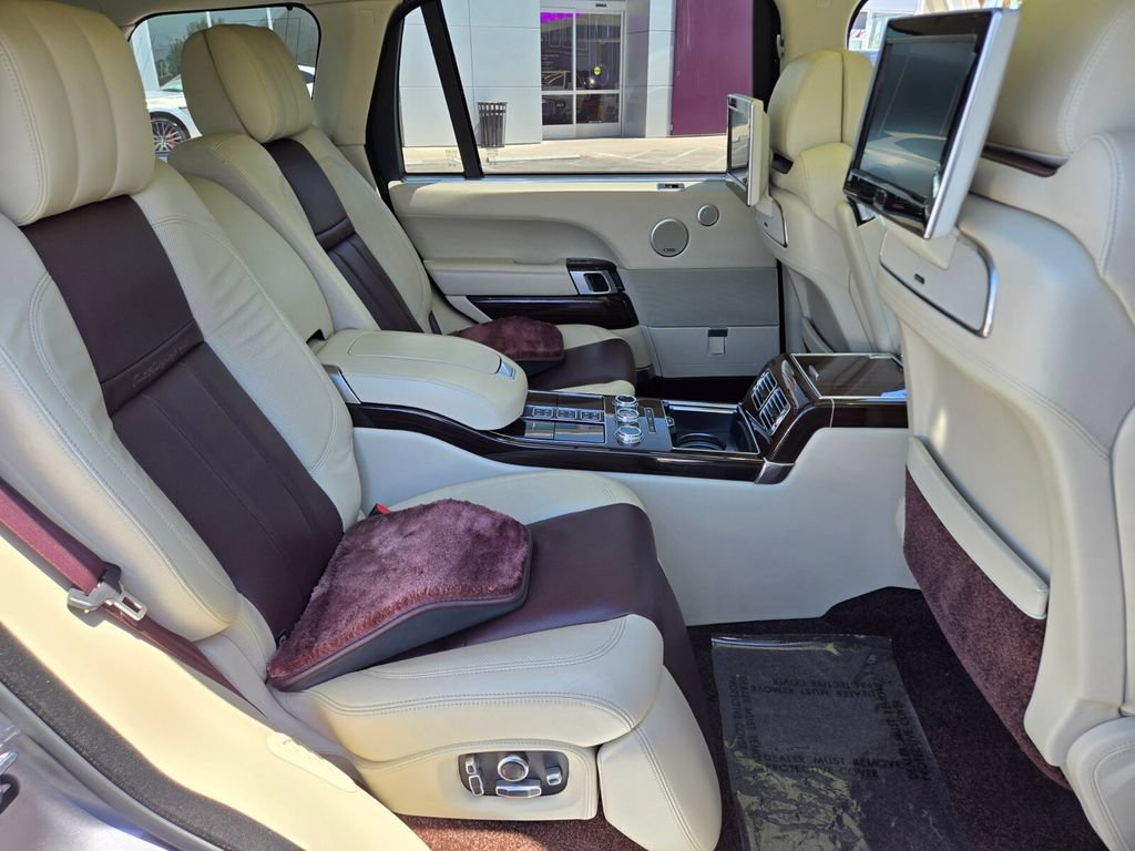 Used 2016 Land Rover Range Rover LWB SV Autobiography AWD/4WD image 23
