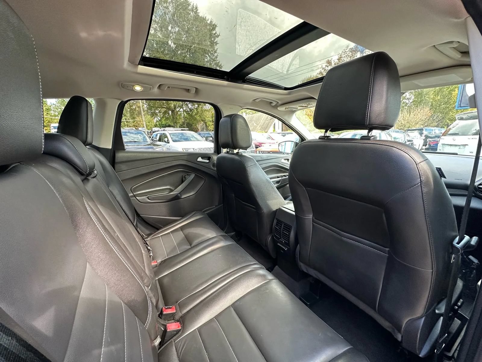 Used 2016 Ford Escape Titanium AWD/4WD image 21